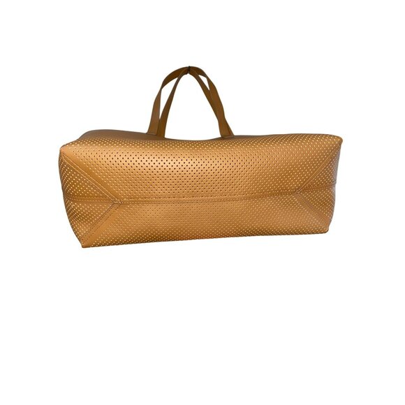 New Mark & Graham Large Perforated Tan Leather Tote Bag With Red Interior & Adju - Picture 9 of 9